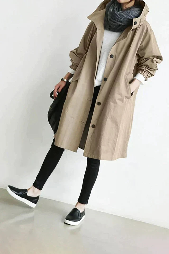 BEATE - Trenchcoat med huva