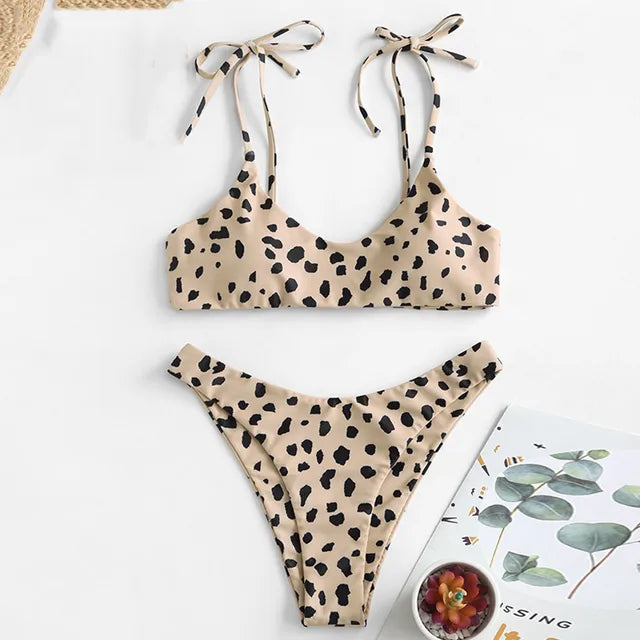 KARIN - Leopard Lace-Up Bikini Set: High Waist Brazilian Thong Swimwear för Kvinnor