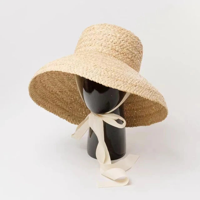 CARLOTA - Bred brättad Raffia strandhatt för kvinnor