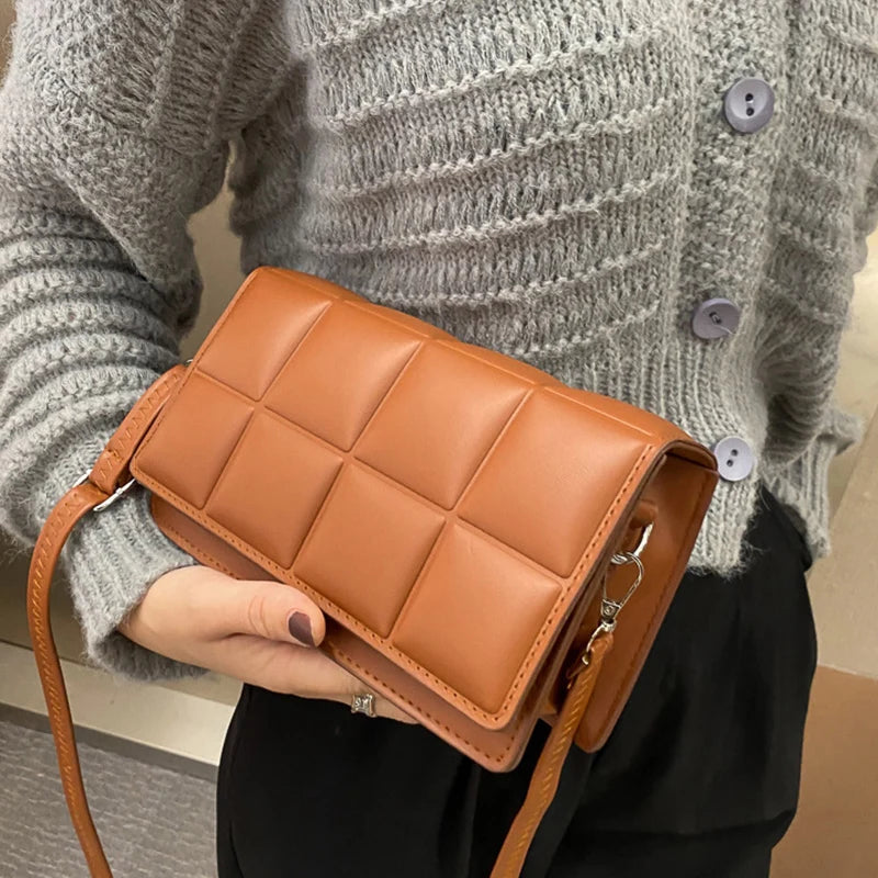 MARTINA - Kvinnors Crossbody-väska i PU-läder med mjuk textur