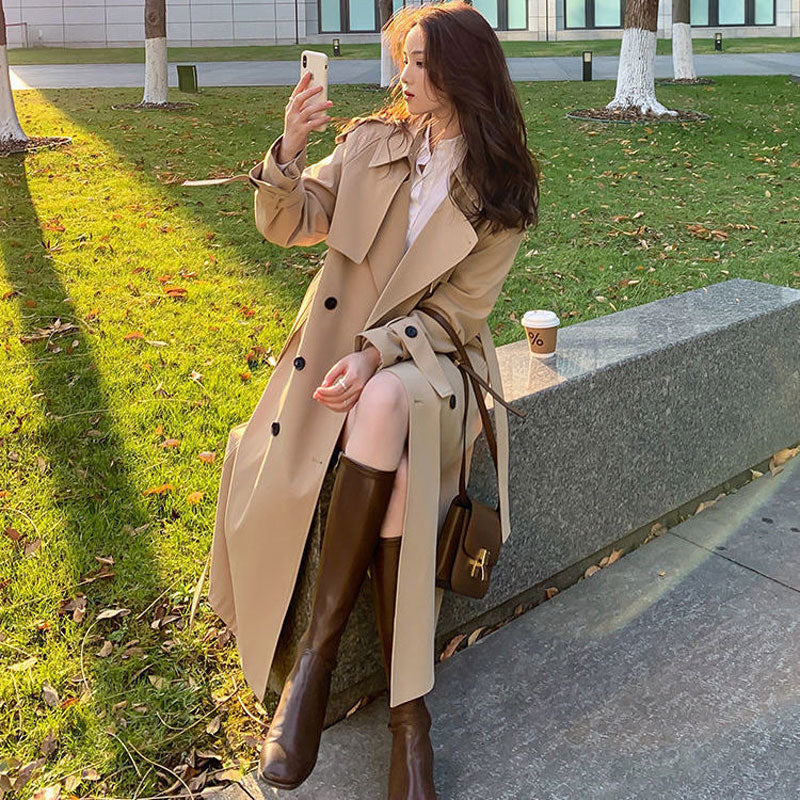 SOPHIA - Snygg trenchcoat - den senaste trenden med känsla och elegans