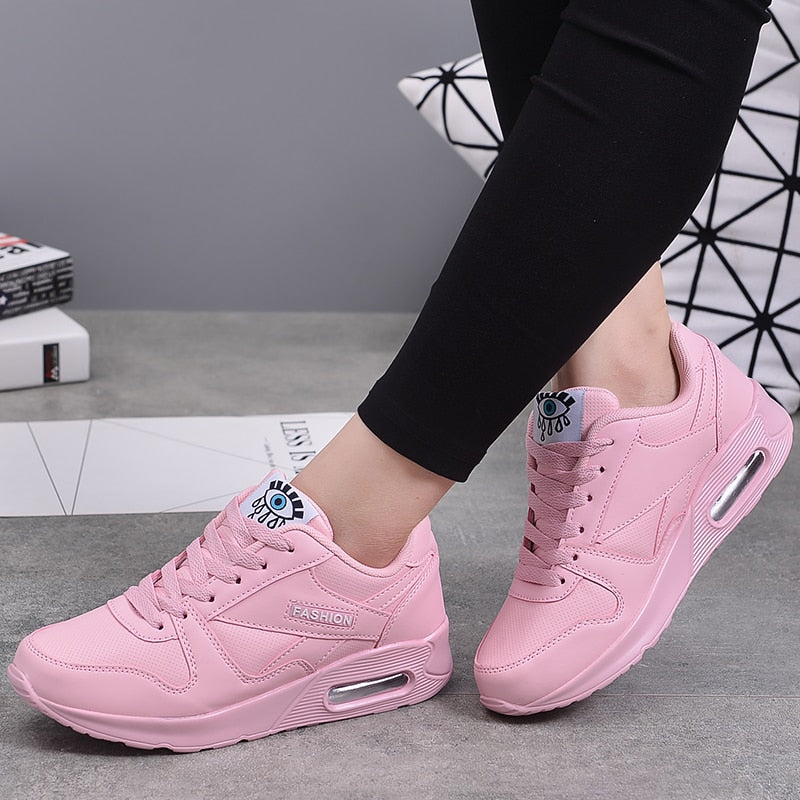 EMILY - Chunky sneakers gjorda av läderimitation