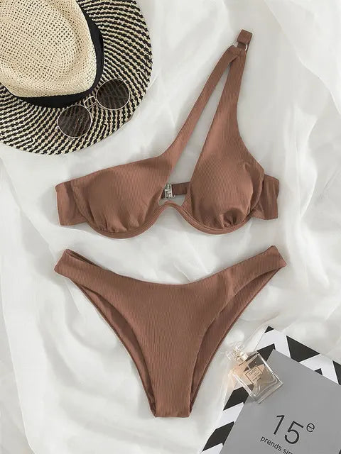 BIRGITTA - Damens One-Shoulder Bikini Set - Enfärgat mönster, Trådfri support, Passform med mellanhög midja